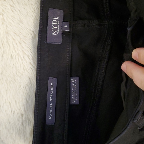 NYDJ Marilyn Straight Lift X Tuck Black Jeans 6x26 - Picture 3 of 10